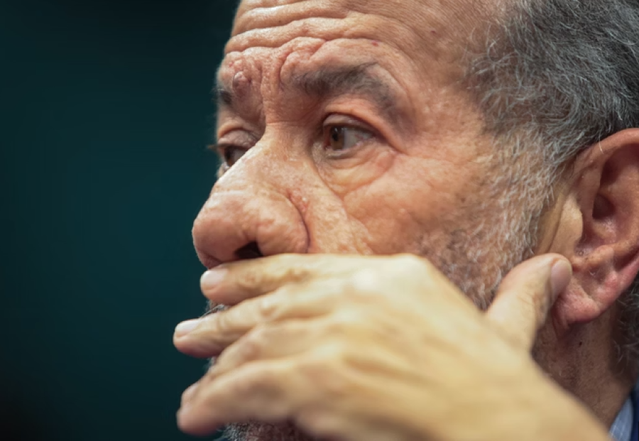 Aliados admitem que Lupi pode deixar ministério